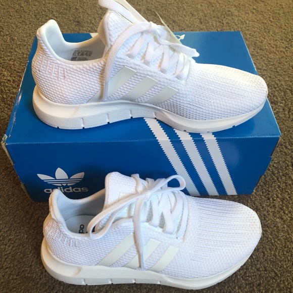 Adidas Swift Run white sneakers running shoe - Picture 4 of 8